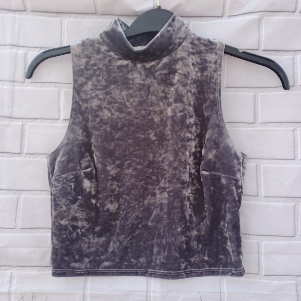 Velvet soprano crop tops
